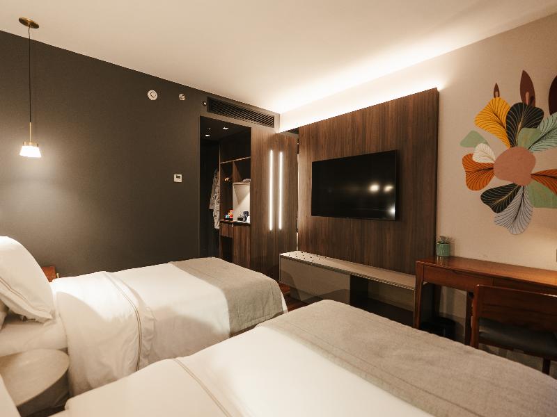 Qoya Hotel Sao Paulo Curio Collection By Hilton image