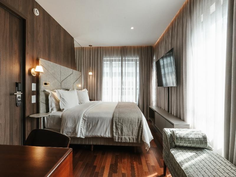 Qoya Hotel Sao Paulo Curio Collection By Hilton image