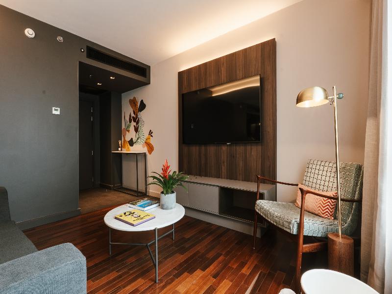Qoya Hotel Sao Paulo Curio Collection By Hilton image