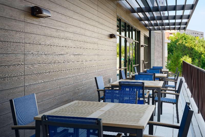 Hampton Inn Towson image