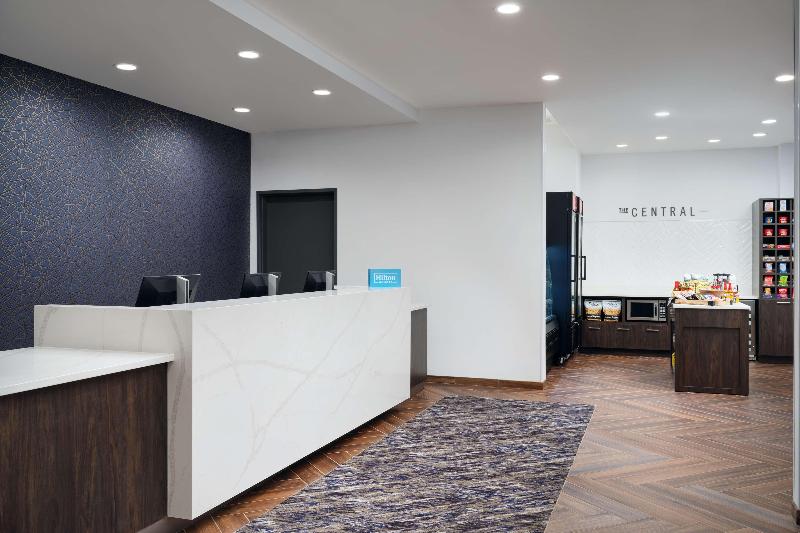 Hampton Inn Towson image