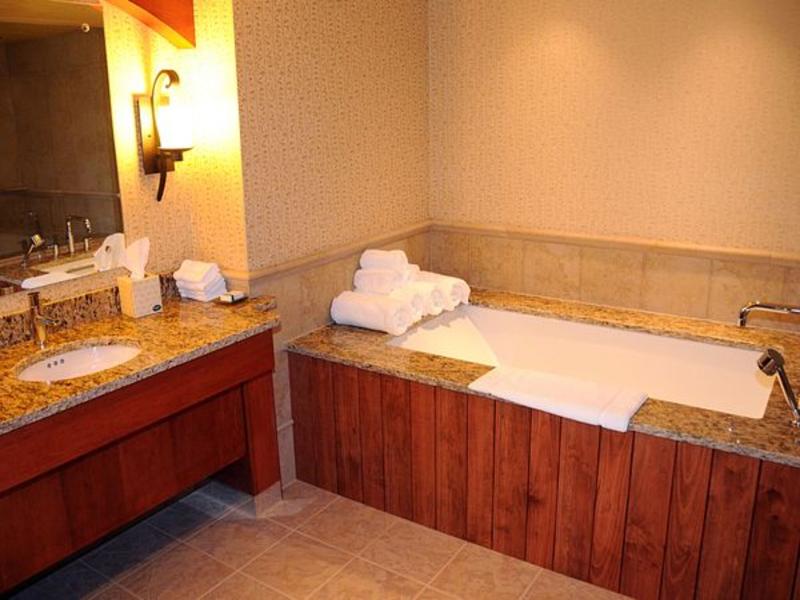 Slopeside Hotel, A Vail Resorts Property
