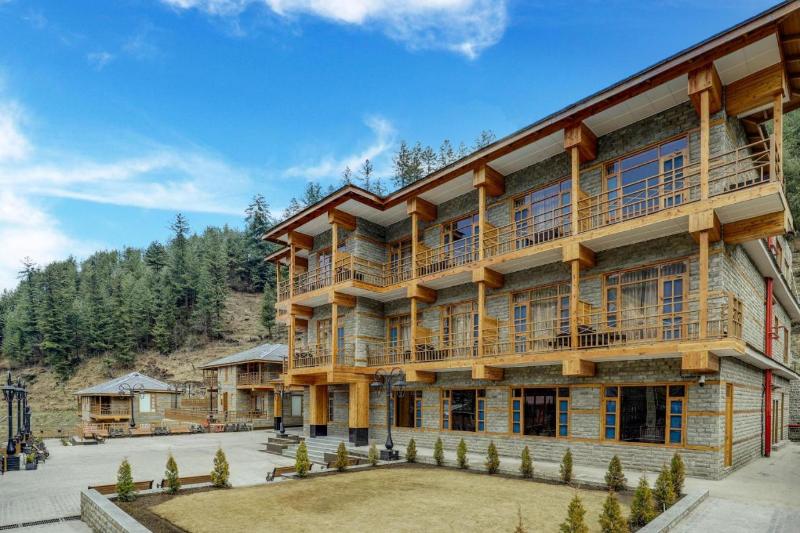 Club Mahindra Janjehli Resort image