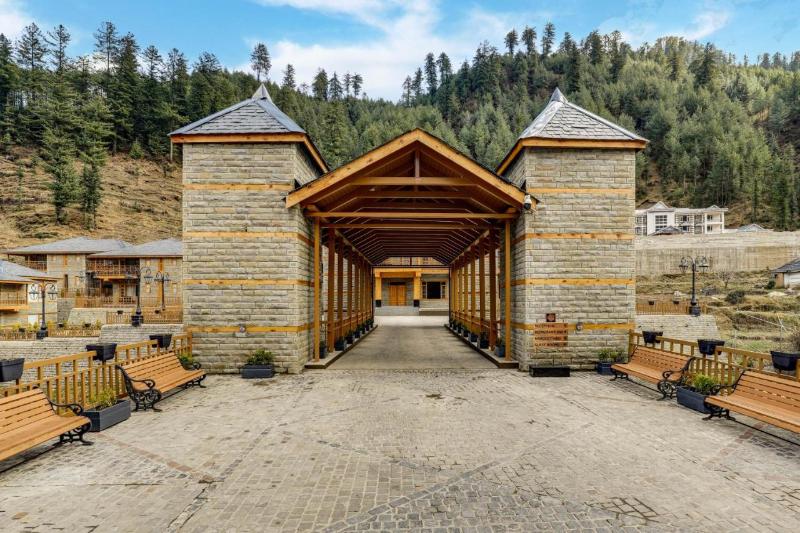 Club Mahindra Janjehli Resort image