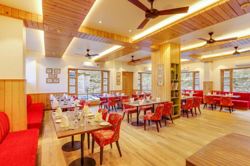 Club Mahindra Janjehli Resort image