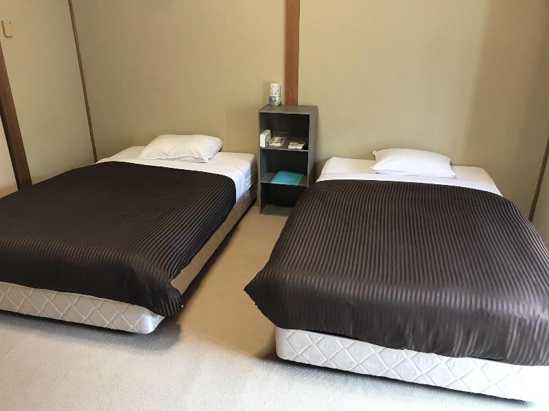 Bizhotel Kii Yura image
