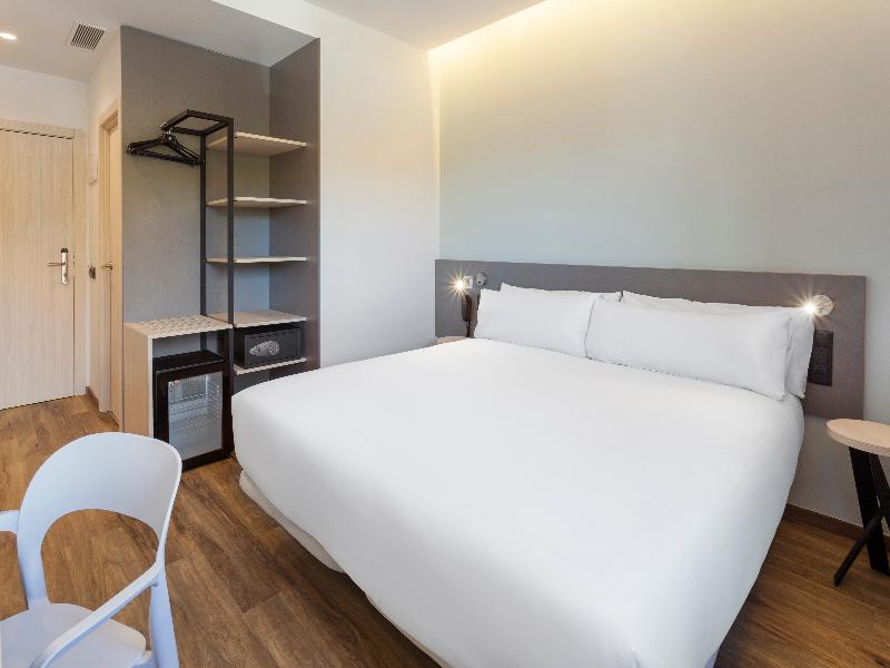 B&B HOTEL Madrid Alcorcon image