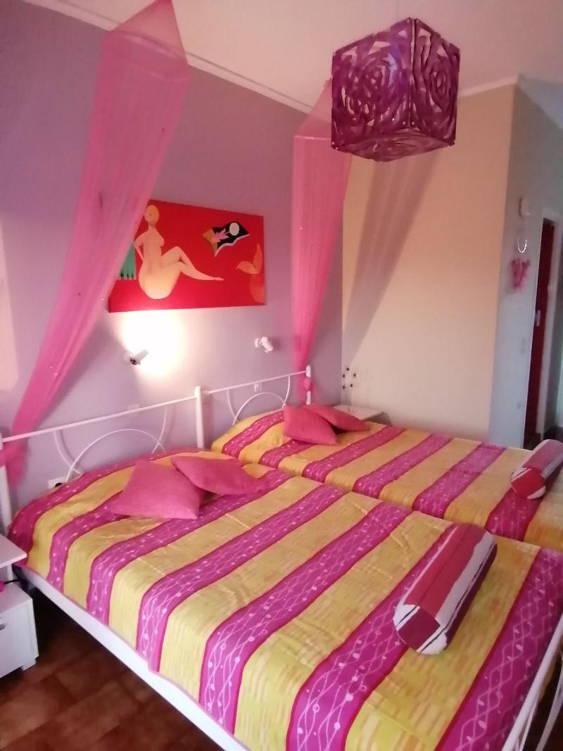Sausan Hotel image