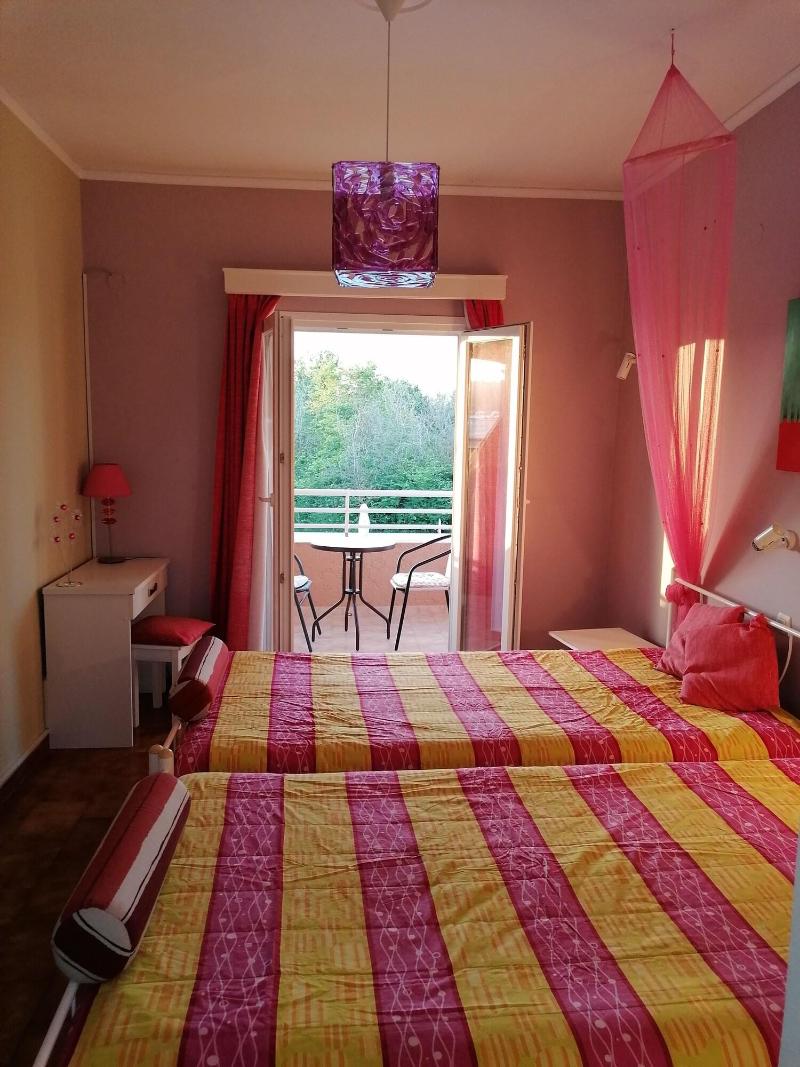 Sausan Hotel image