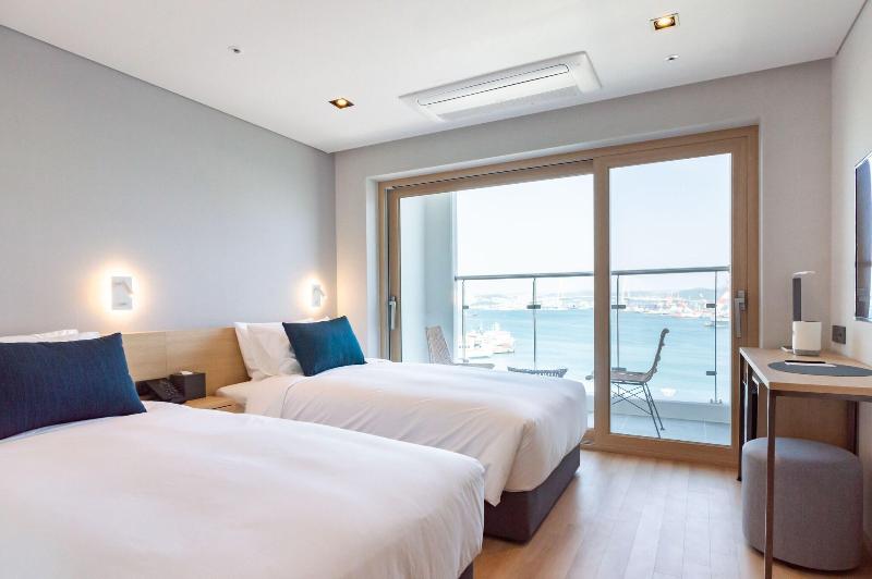 Connect Busan Hotel & Residence image