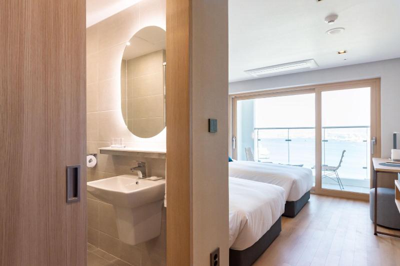 Connect Busan Hotel & Residence image