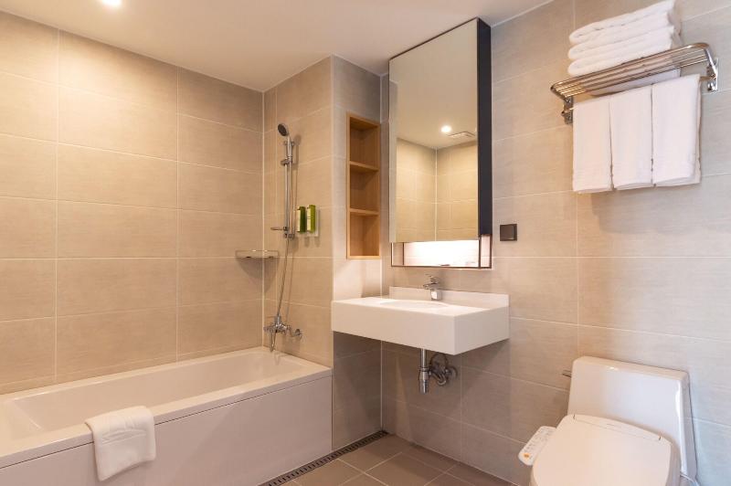 Connect Busan Hotel & Residence image
