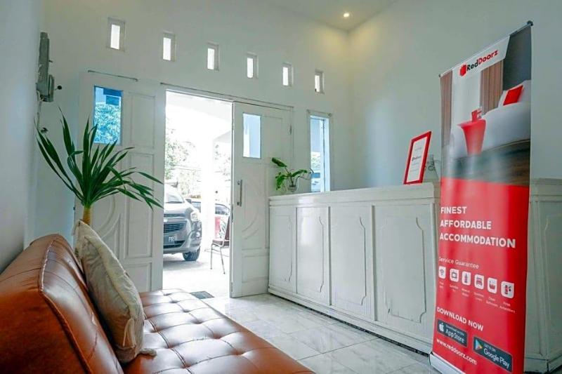 Reddoorz Near Gor Jatidiri Semarang image