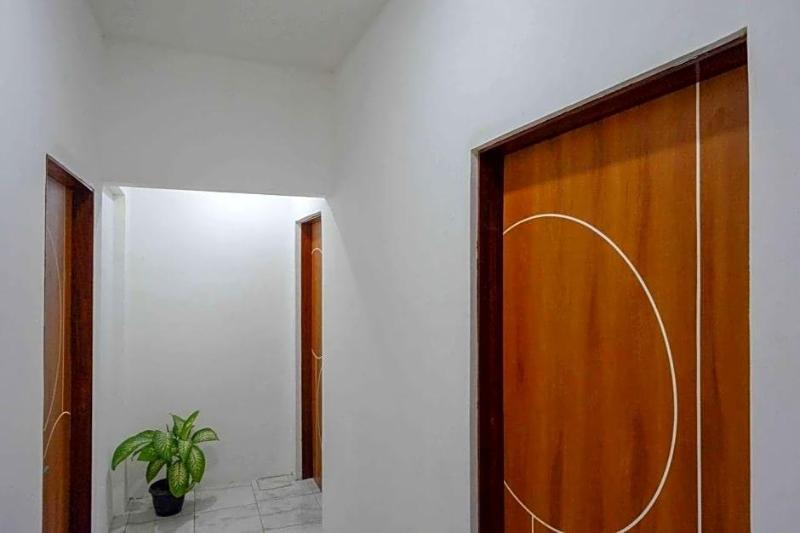 Reddoorz Near Gor Jatidiri Semarang image