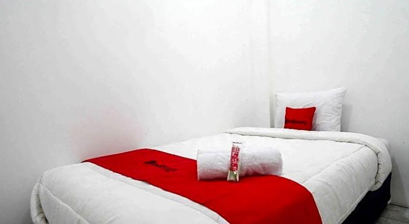 Reddoorz Near Gor Jatidiri Semarang image