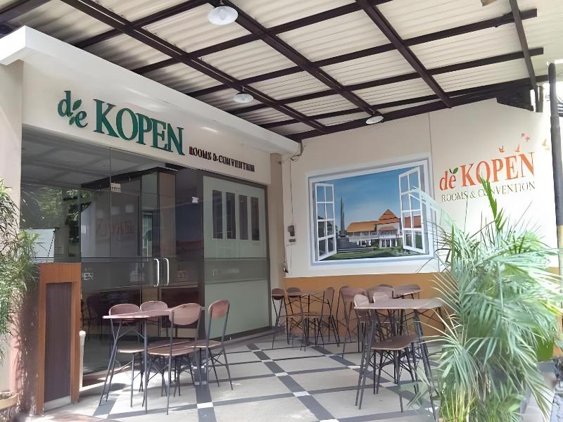 Urbanview Hotel De Kopen Malang
