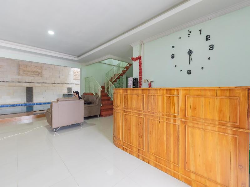 Urbanview Hotel Kampung Istal Megamendung Puncak image