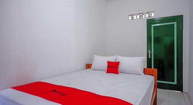 Reddoorz Syariah @ Ndalem Kembang Sore Yogyakarta image