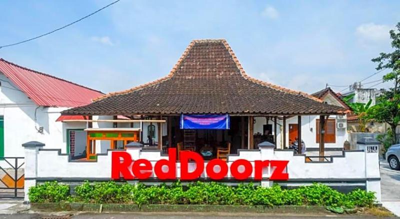 Reddoorz Syariah @ Ndalem Kembang Sore Yogyakarta image