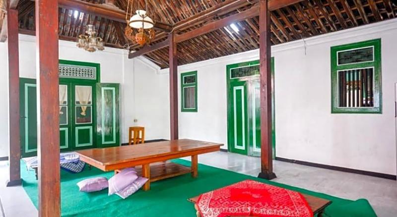 Reddoorz Syariah @ Ndalem Kembang Sore Yogyakarta image