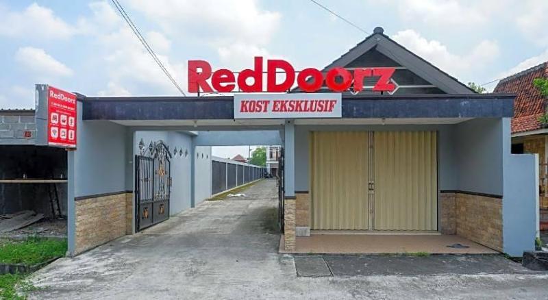 Reddoorz Syariah Near Rs Hermina Yogyakarta image