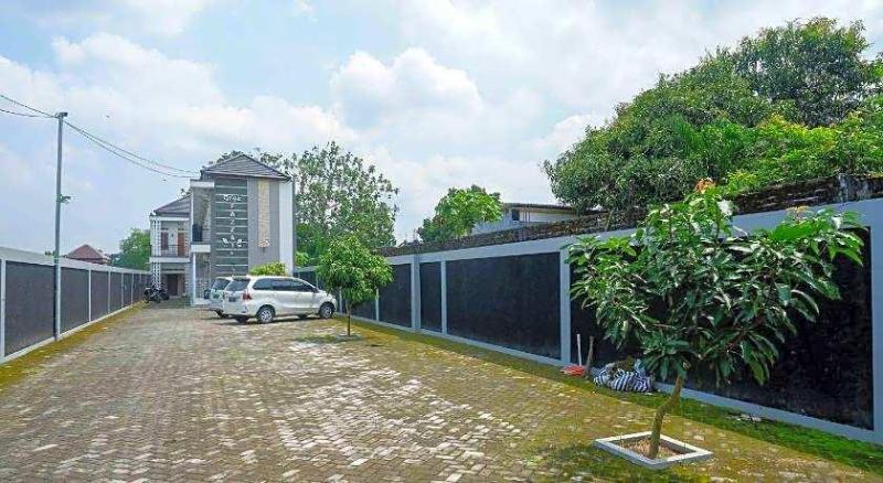 Reddoorz Syariah Near Rs Hermina Yogyakarta image
