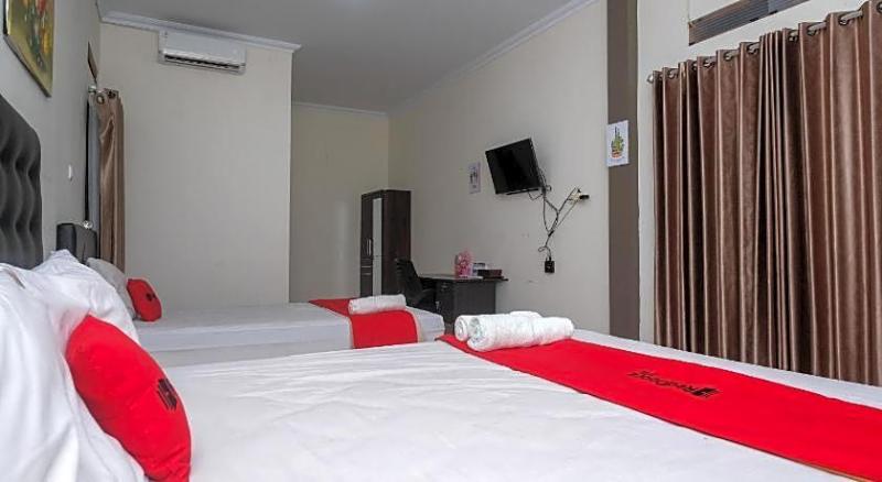 Reddoorz Syariah Near Rs Hermina Yogyakarta image
