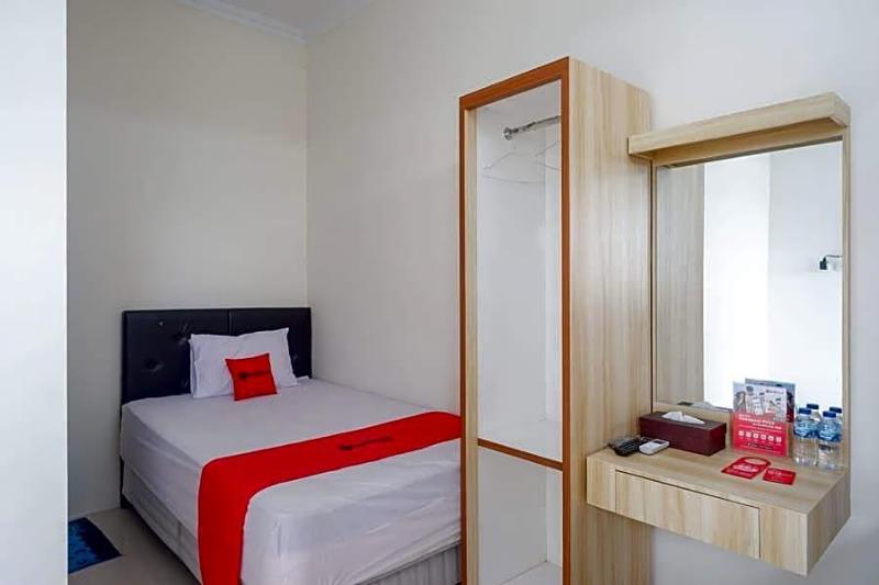 Reddoorz Syariah Near Rs Hermina Yogyakarta image