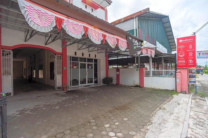 Reddoorz Near Universitas Muhammadiyah Pringsewu image