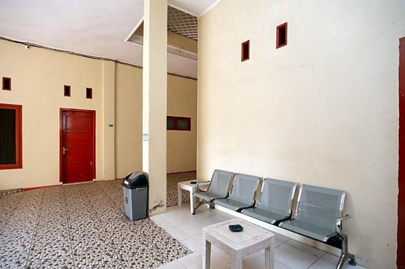 Reddoorz Near Universitas Muhammadiyah Pringsewu image