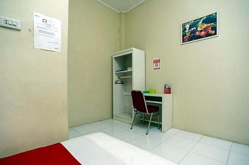Reddoorz Near Universitas Muhammadiyah Pringsewu image