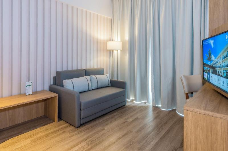 Japy Golf Resort Hotel image
