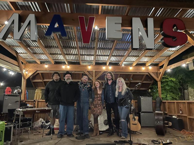 Maven's Inn & Grill image