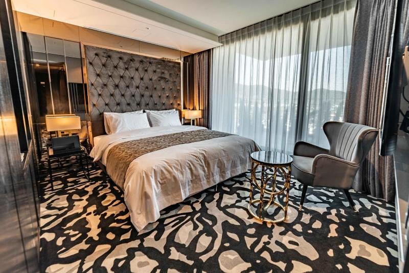 Best Louis Hamilton Hotel West Busan image