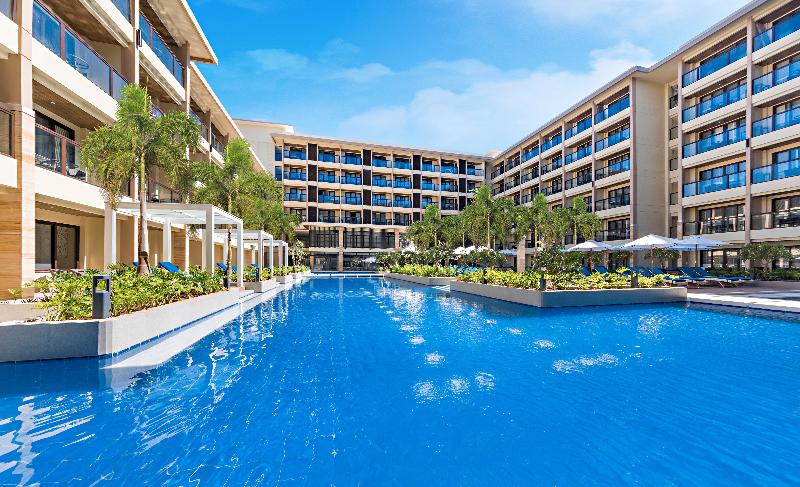 Henann Park Resort Boracay image