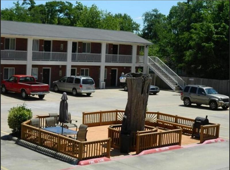 Paris Extended Stay Suites image