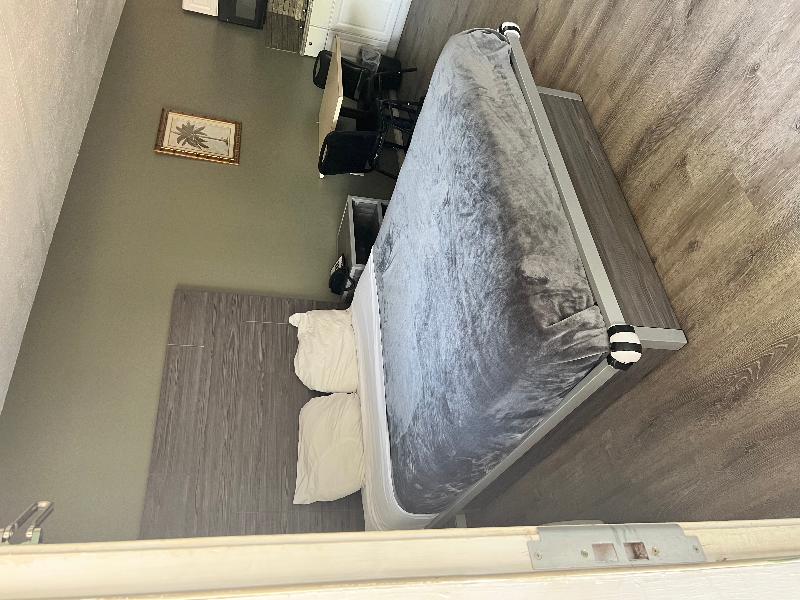 Paris Extended Stay Suites image