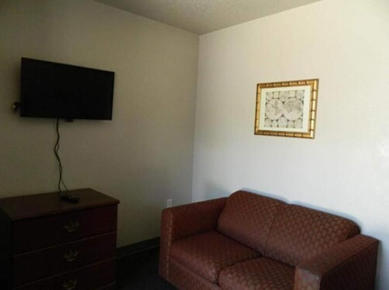 Paris Extended Stay Suites image