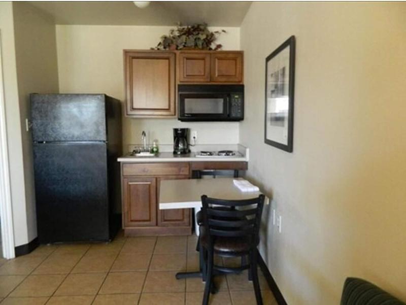 Paris Extended Stay Suites image