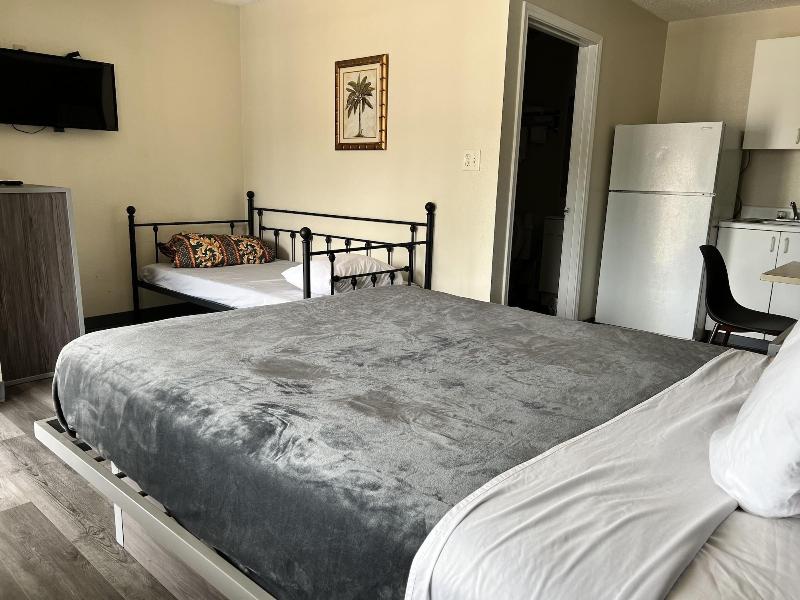 Paris Extended Stay Suites image