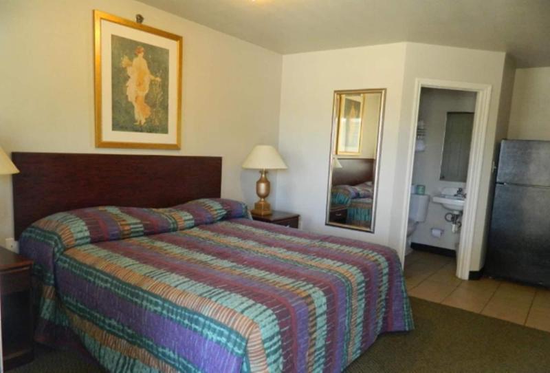 Paris Extended Stay Suites image