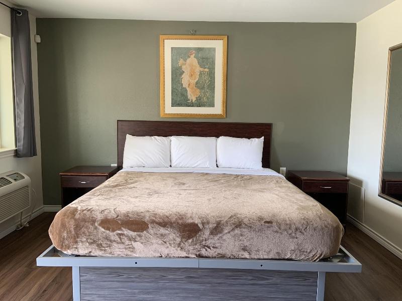 Paris Extended Stay Suites image