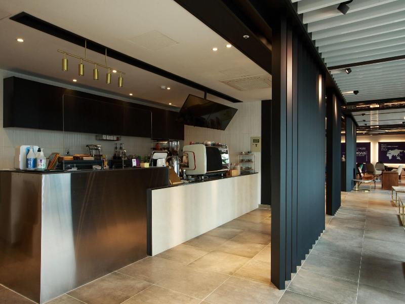 Brosis Hotel image