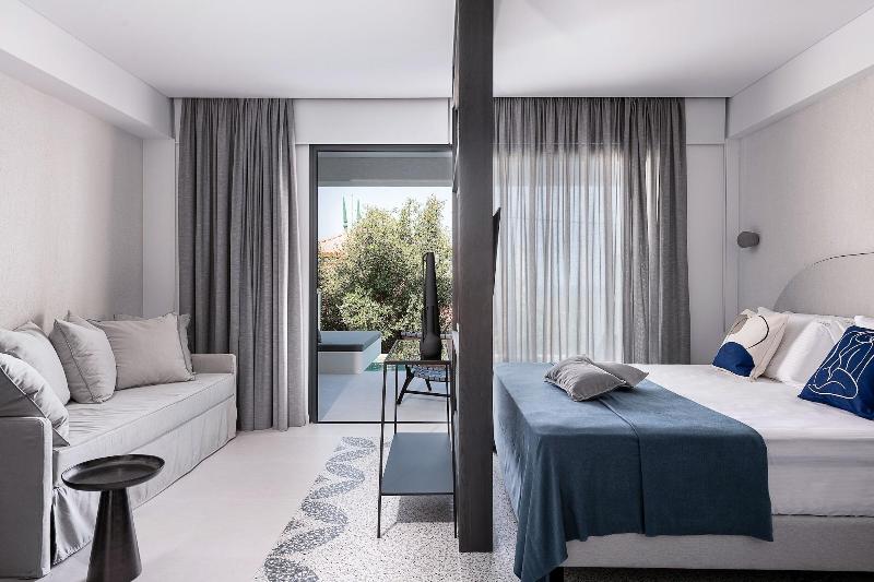 Nuovo Luxury Suites image