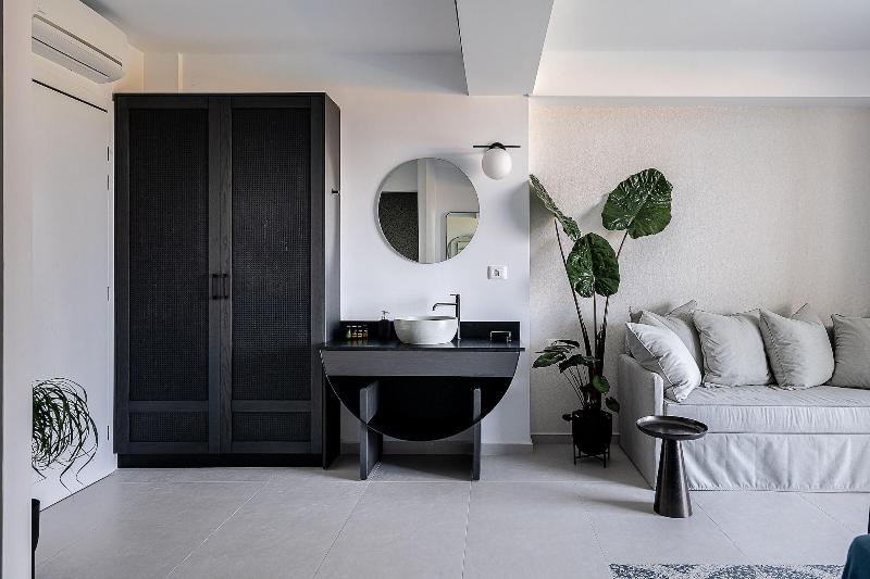 Nuovo Luxury Suites image
