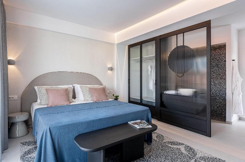 Nuovo Luxury Suites image