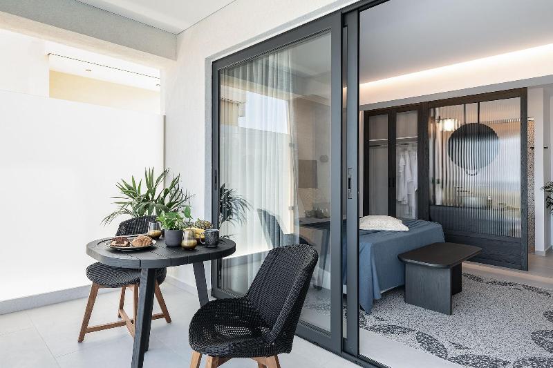 Nuovo Luxury Suites image