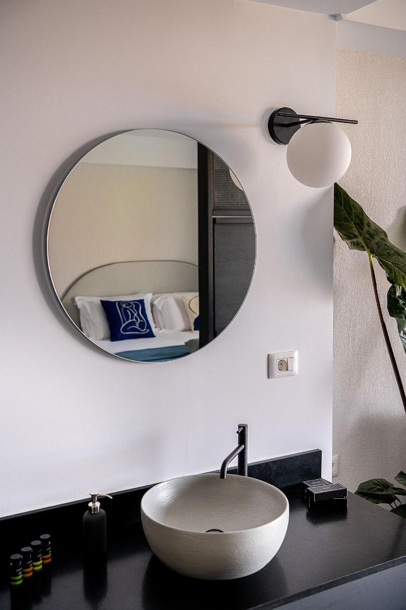 Nuovo Luxury Suites image