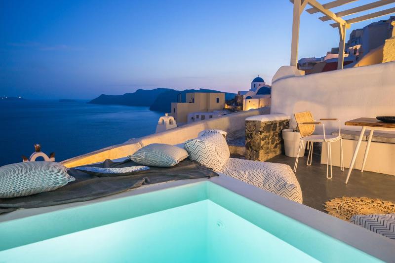 Canvas Suites image