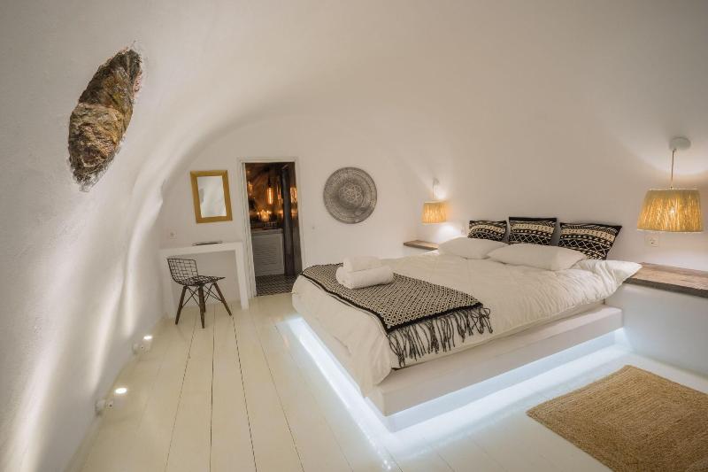 Canvas Suites image